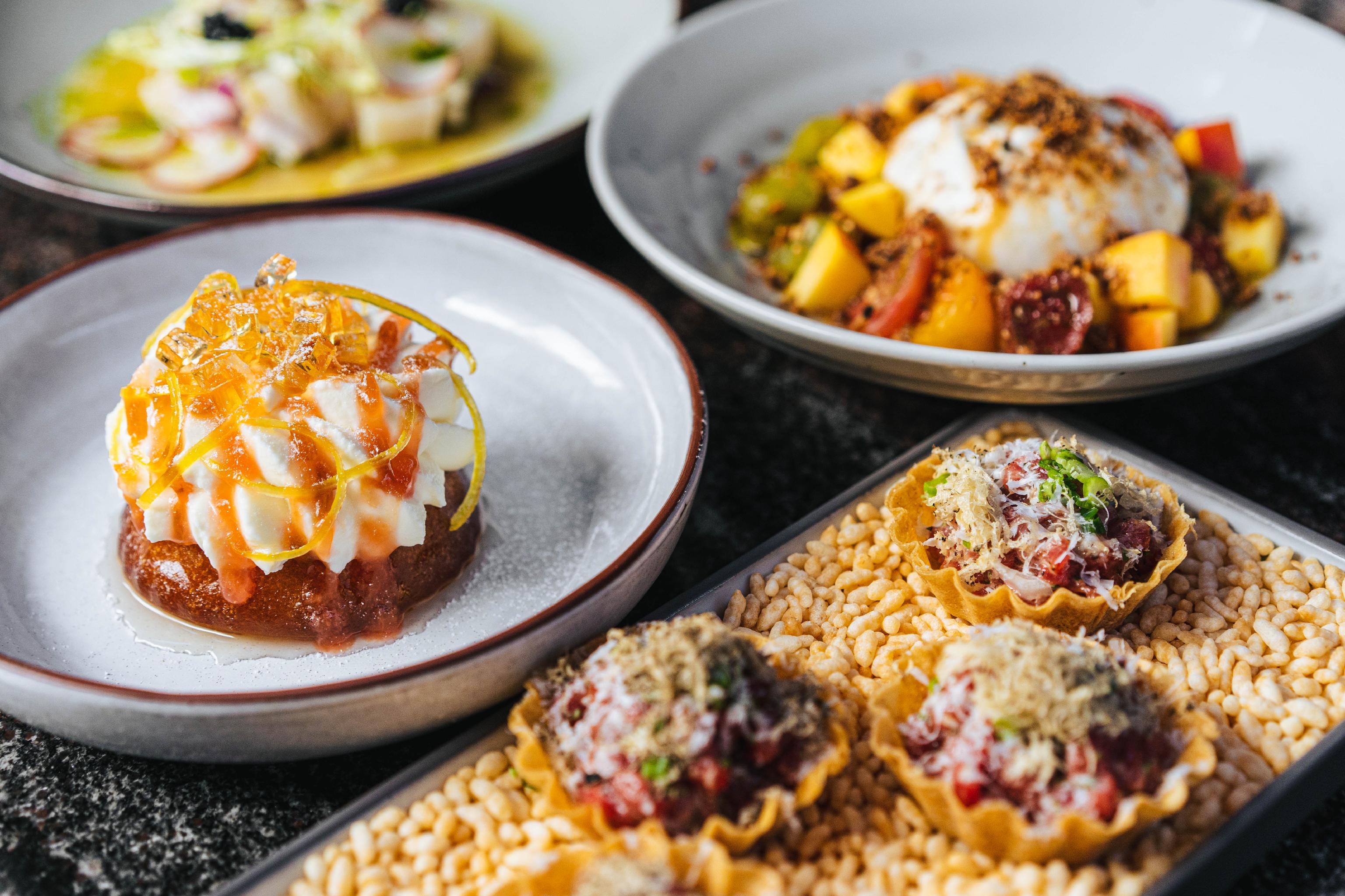 江南区办公区PDR餐厅主厨摆盘与酒架