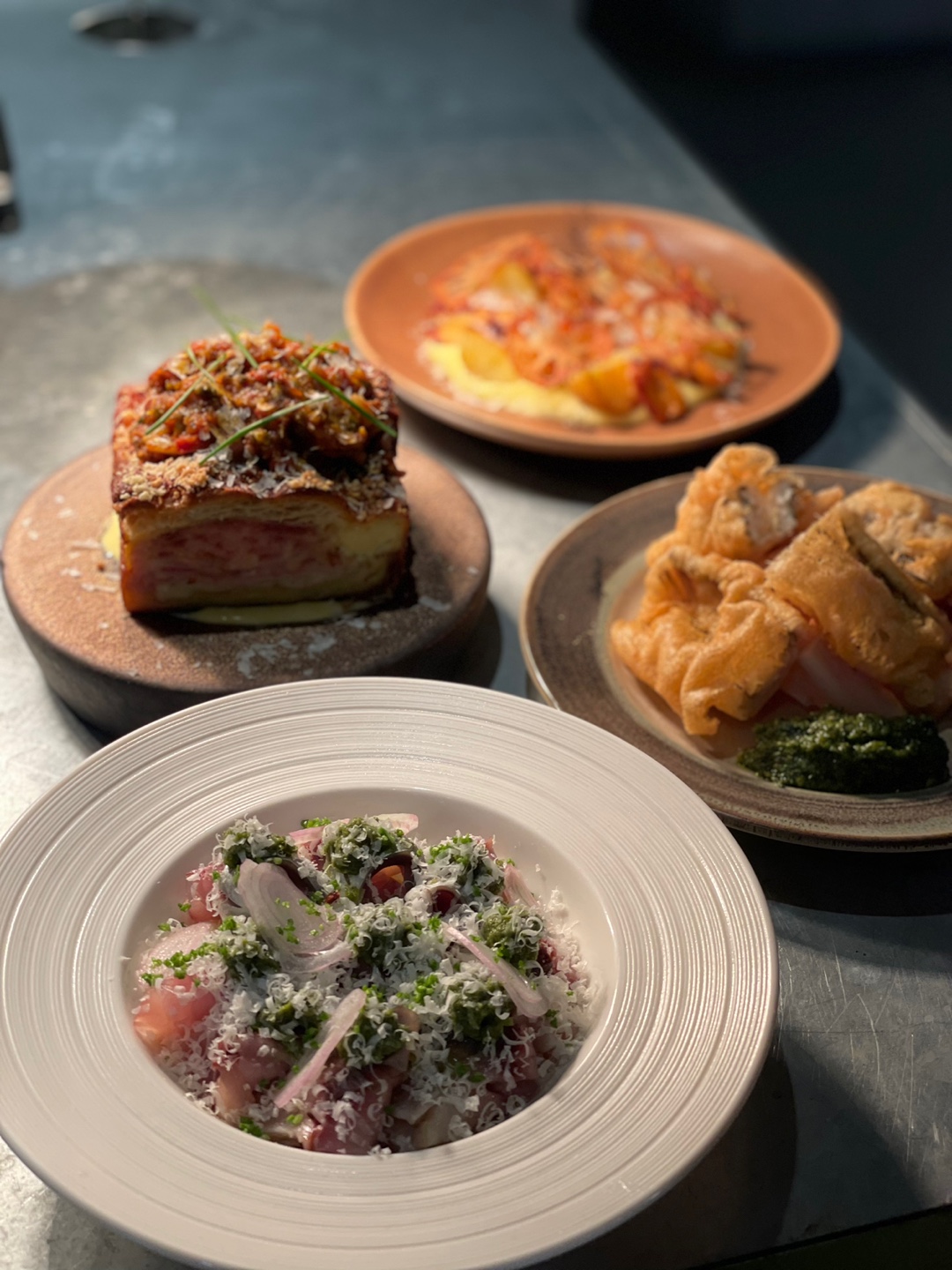 Weekenders Kitchenの居心地の良いブランチテーブル