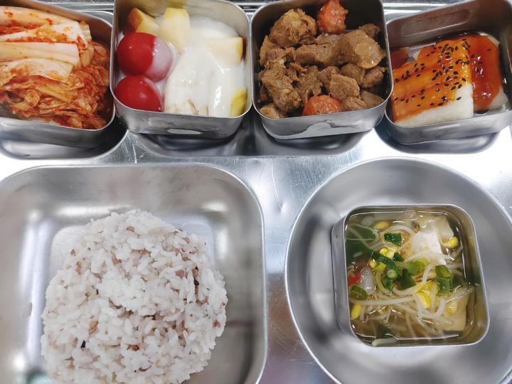 5월 11일 (수) 점심 급식사진 :: 급식 소식 :: 서울동산고등학교 서울동산고등학교 :: 급식 소식 :: 5월 11일 (수) 점심 급식사진