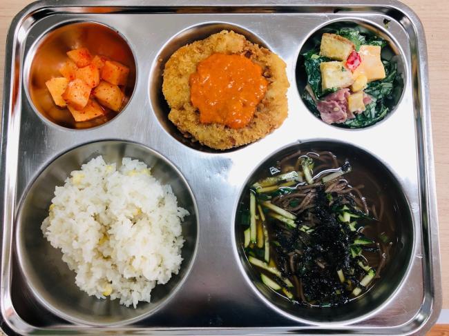 6월 21일 (화) 점심 급식사진 :: 급식 소식 :: 구갈중학교 구갈중학교 :: 급식 소식 :: 6월 21일 (화) 점심 급식사진