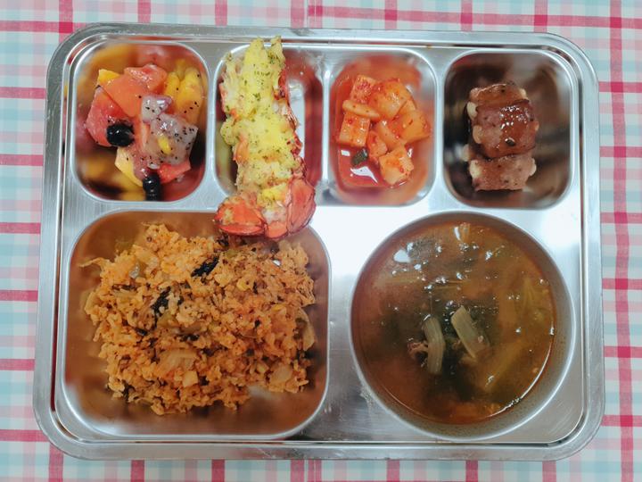 8월 19일 (금) 점심 급식사진 :: 급식 소식 :: 봉일천고등학교 봉일천고등학교 :: 급식 소식 :: 8월 19일 (금) 점심 급식사진