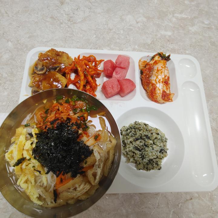 8월17일 식단 :: 급식 소식 :: 태장중학교 태장중학교 :: 급식 소식 :: 8월17일 식단