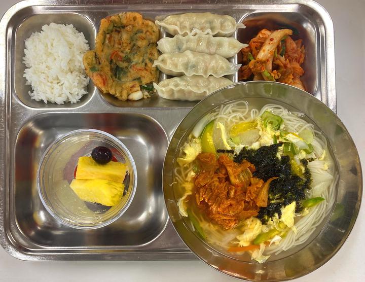 6월 20일 (화) 점심 급식사진 :: 급식 소식 :: 인천외국어고등학교 인천외국어고등학교 :: 급식 소식 :: 6월 20일 (화) 점심 급식사진
