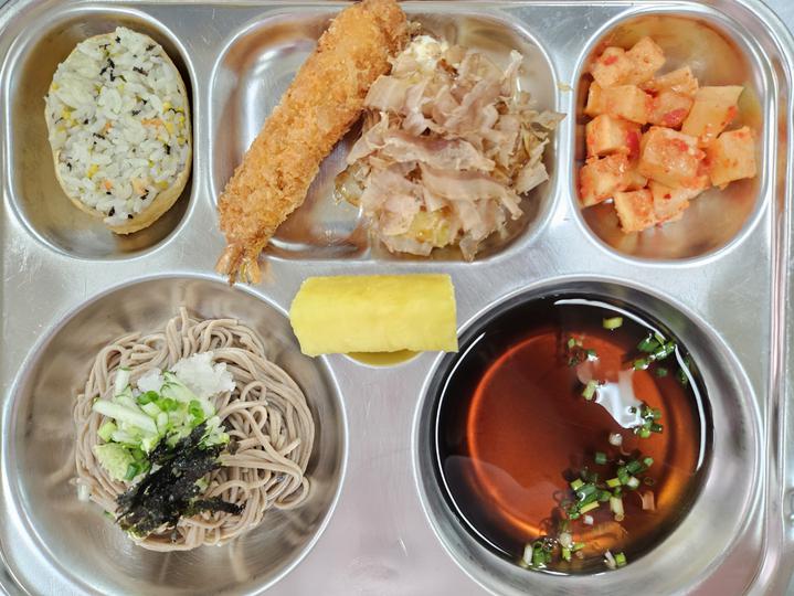 8월 14일 (월) 점심 급식사진 :: 급식 소식 :: 부산중앙여자중학교 부산중앙여자중학교 :: 급식 소식 :: 8월 14일 (월) 점심 급식사진