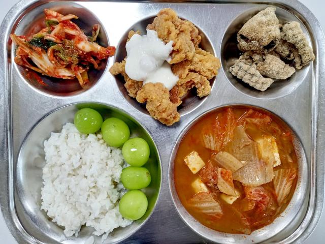 11월 6일 (월) 점심 급식사진 :: 급식 소식 :: 석수중학교 석수중학교 :: 급식 소식 :: 11월 6일 (월) 점심 급식사진