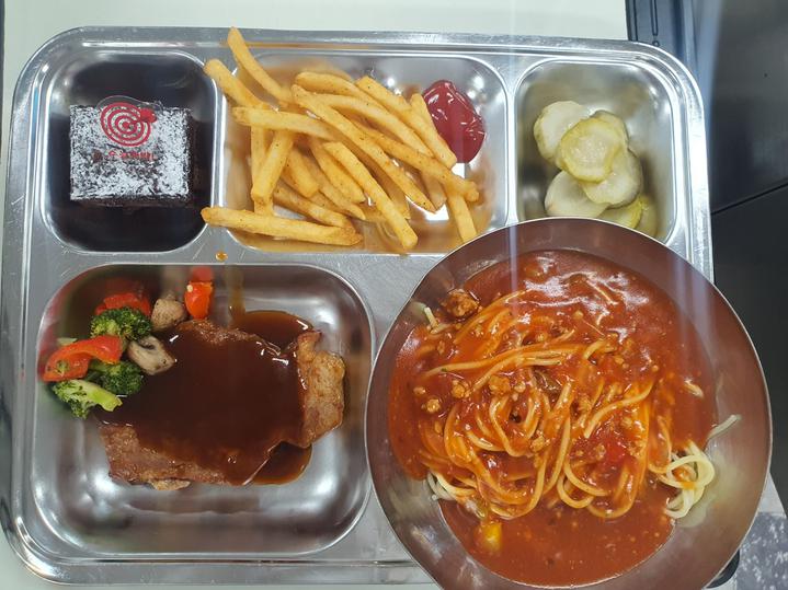 11월 8일 (수) 점심 급식사진 :: 급식 소식 :: 동성고등학교 동성고등학교 :: 급식 소식 :: 11월 8일 (수) 점심 급식사진