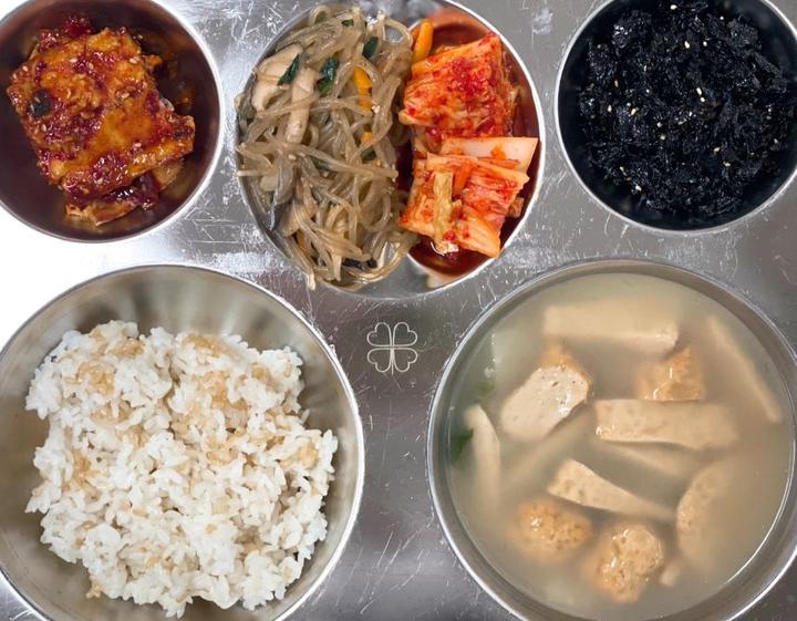 11월 17일 (금) 점심 급식사진 :: 급식 소식 :: 진말초등학교 진말초등학교 :: 급식 소식 :: 11월 17일 (금) 점심 급식사진