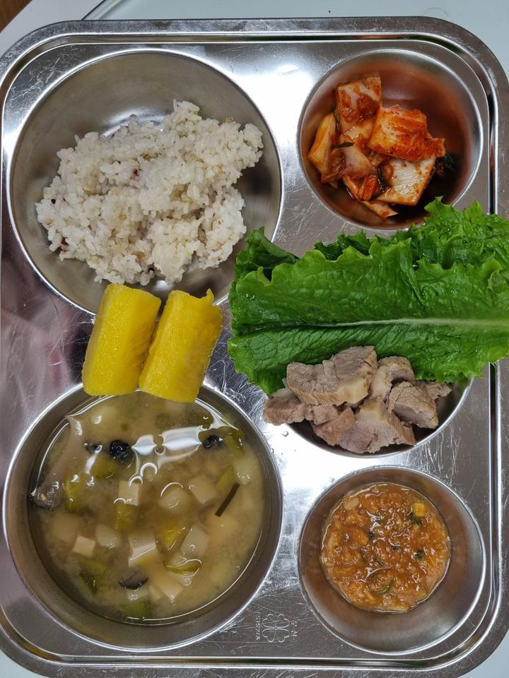 11월 23일 (목) 점심 급식사진 :: 급식 소식 :: 서울신용산초등학교 서울신용산초등학교 :: 급식 소식 :: 11월 23일 (목) 점심 급식사진
