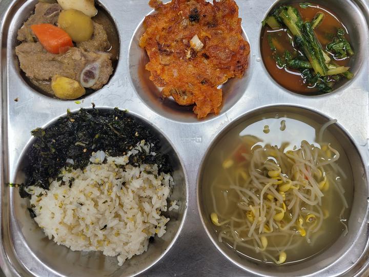 24.2.5.(기장밥,맑은콩나물국,영양돼지갈비찜,오징어김치전,김자반볶음,열무김치) :: 급식 소식 :: 대전원평초등학교 대전원평초등학교 :: 급식... 