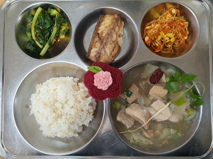 5월 16일 (목) 점심 급식사진 :: 급식 소식 :: 함현고등학교 함현고등학교 :: 급식 소식 :: 5월 16일 (목) 점심 급식사진