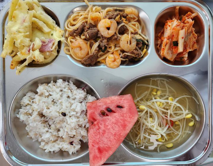 6월 11일 (화) 점심 급식사진 :: 급식 소식 :: 능곡고등학교 능곡고등학교 :: 급식 소식 :: 6월 11일 (화) 점심 급식사진