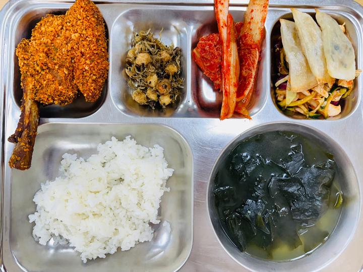 10월 21일 (월) 점심 급식사진 :: 급식 소식 :: 완도수산고등학교 완도수산고등학교 :: 급식 소식 :: 10월 21일 (월) 점심 급식사진