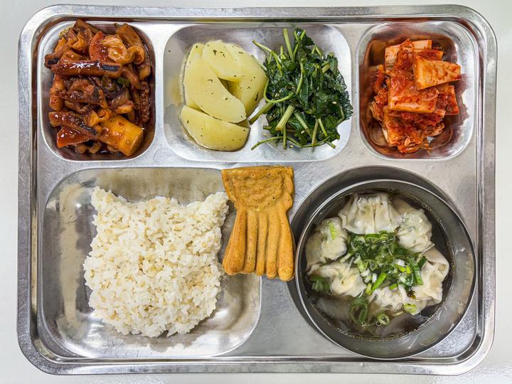 10월 29일 (화) 점심 급식사진 :: 급식 소식 :: 혜성여자고등학교 혜성여자고등학교 :: 급식 소식 :: 10월 29일 (화) 점심 급식사진